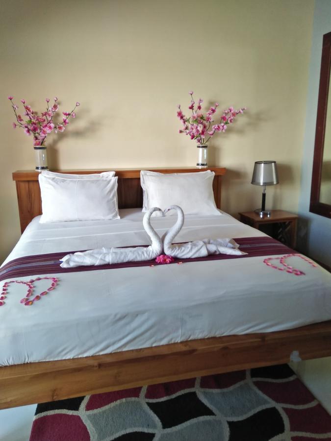 Villa Sahabat Gili Trawangan Exterior photo
